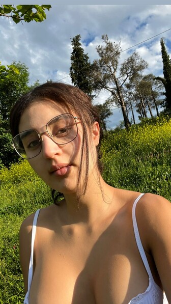 Pinaaplle1232, 35 Sydney, New South Wales, Australia