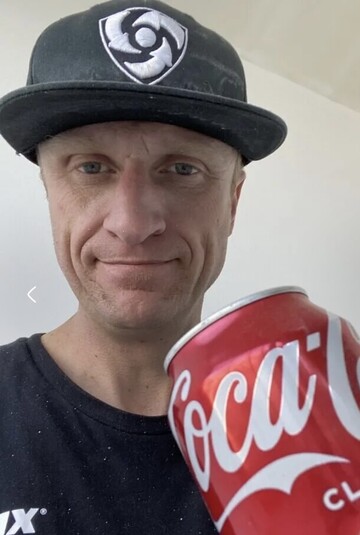 Pauly, 42 Wollongong, New South Wales, Australia