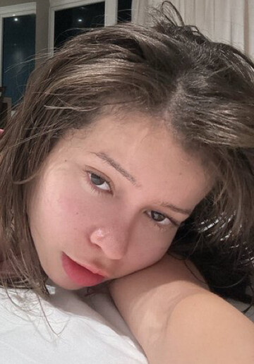 Selen, 23 Melton, Victoria, Australia