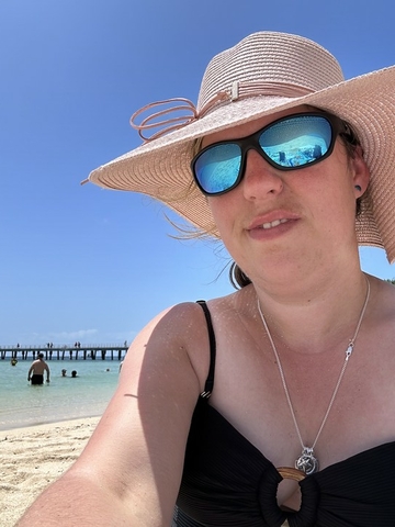 Annie, 36 Townsville, Queensland, Australia