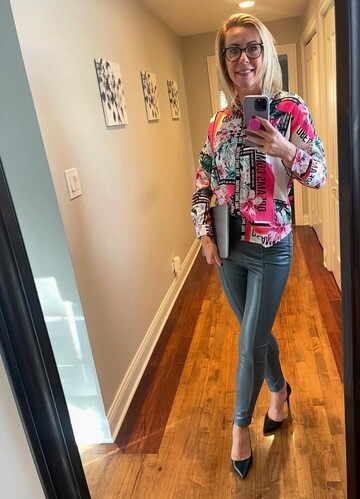 Sharon, 50 Brisbane, Queensland, Australia