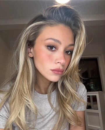 Leeshame33, 32 Churchill, Victoria, Australia