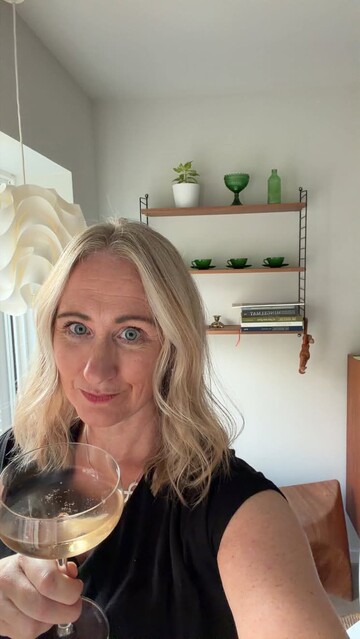 Laura, 46 Angle Vale, South Australia, Australia